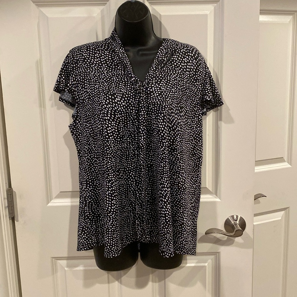 Petite XL Cocomo black polka dot blouse - NWT